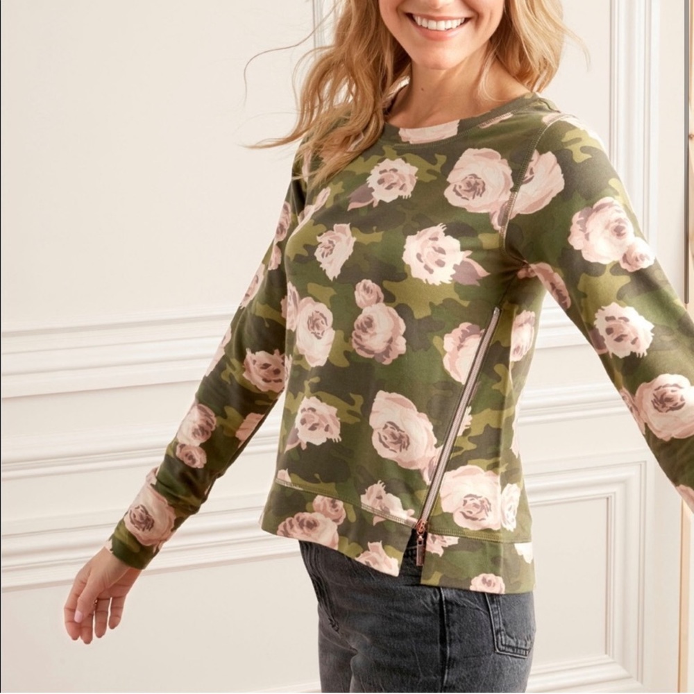 Stella & Dot Crush It Floral Camo Pullover